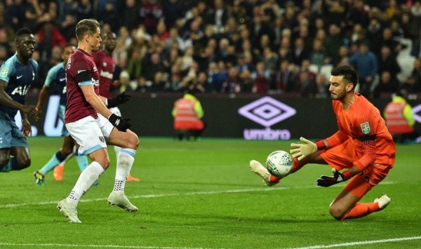 Chicharito y el West Ham quedan fuera de la Copa Carabao
