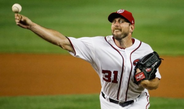 Max Scherzer acumula 200 ponches por octavo año consecutivo