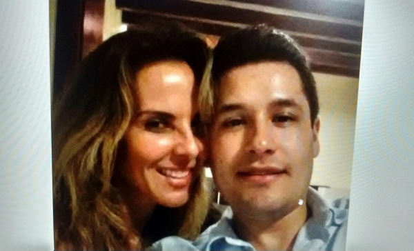 Difunden foto del supuesto hijo de 'El Chapo' posando junto a Kate del Castillo