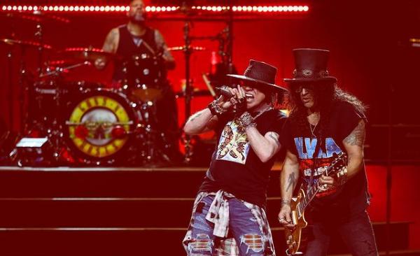 Despúes de 13 años, Guns N’ Roses presenta “Absurd”, tema inédito.