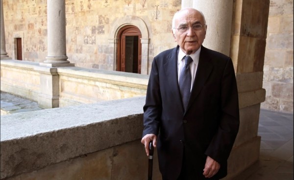 Gana el poeta español Francisco Brines el Premio Cervantes 2020