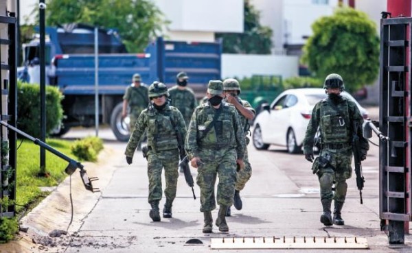 Equipo que capturó a 'El Chapo', tras convoy que atacó a militares