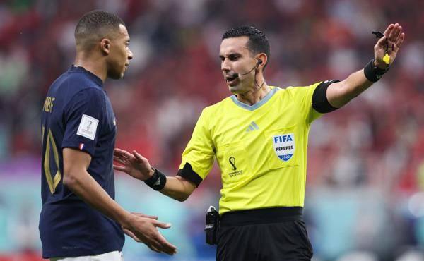 $!¡Gánate un balón autografiado por César Arturo Ramos!