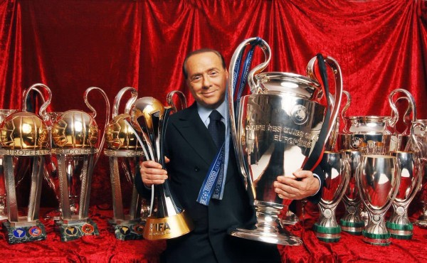 En total 29 trofeos logró el Milán bajo el mandato de Silvio Berlusconi.