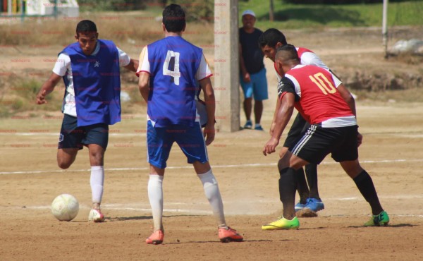 Avanza Selección de Primera Fuerza a la etapa estatal de la Eliminatoria de Futbol Libre