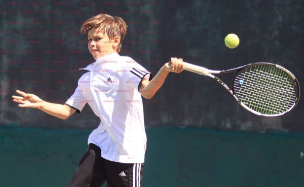 Alistan porteños raquetas para jugar el último Torneo Nacional de Grado 1 del año