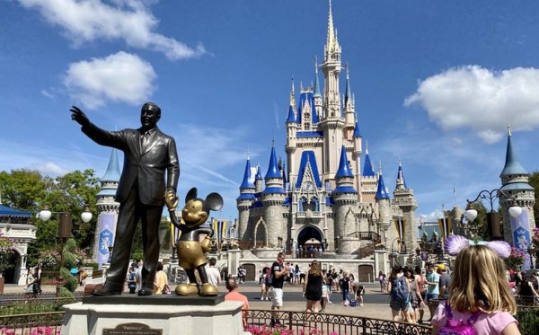 Parques de Disney continuarán cerrados indefinidamente