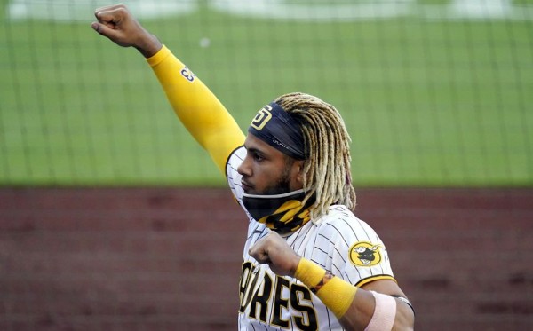 Fernando Tatis Jr. se despachó en grande en el renglón de los jonrones. (Twitter @vic_warrior)