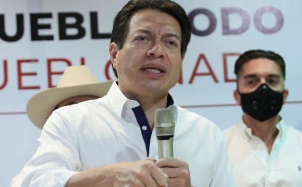 Porfirio acusa a Mario Delgado de usar recursos públicos para su campaña y exige investigarlo