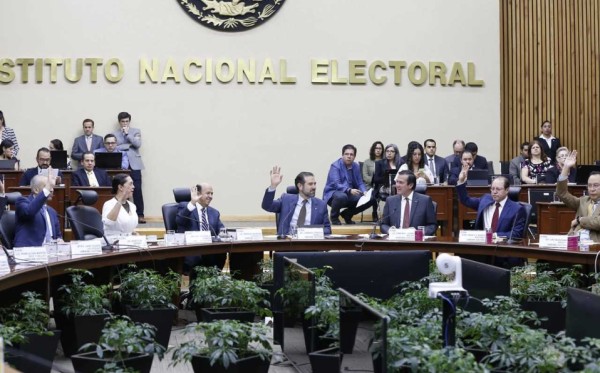 INAI propone a integrantes del Comité que elegirá a 4 nuevos consejeros del INE