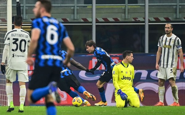 Nicolo Barella marcó el segundo para Inter.