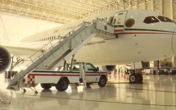 AMLO abrirá avión presidencial al público para exhibir lujos