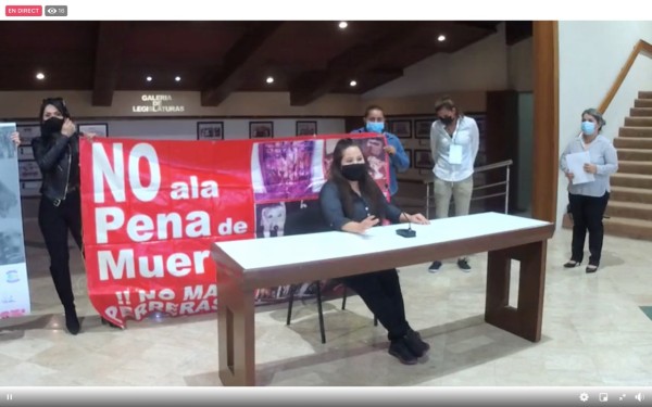 Activistas dormirán en el Congreso; se oponen a perreras en Sinaloa