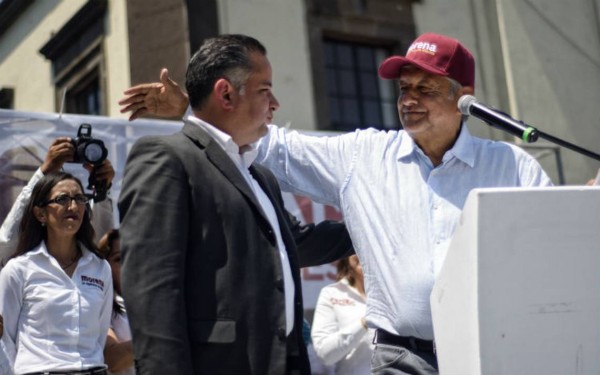 Se queda en UIF, no será candidato en Querétaro, afirma Santiago Nieto
