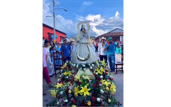 En Cacalotán, Rosario, llaman a cooperar para restauración de la imagen de la virgen de Loreto