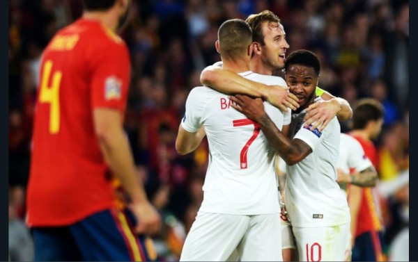 Inglaterra le cortó a España racha de 27 juegos sin derrota