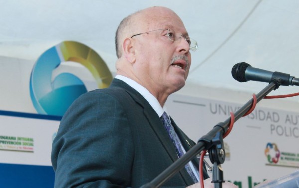 El Rector Juan Eulogio Guerra Liera.