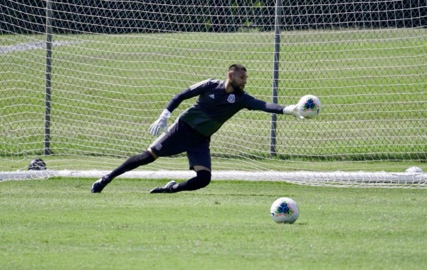 México se mide este domingo a Martinica.