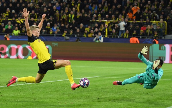 Erling Haaland hizo doblete y le dio triunfo al Borussia sobre PSG en los Octavos de Final de la Champions League