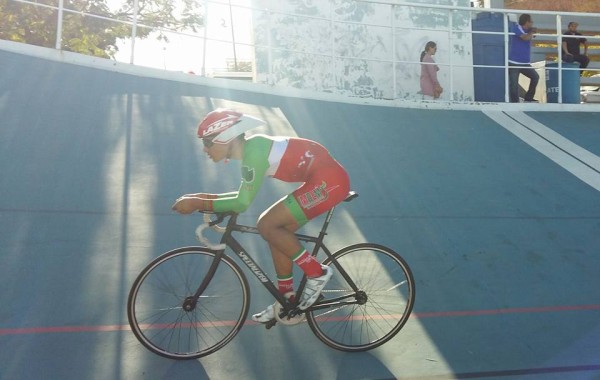 Manuel Rodríguez logró oro y bronce en el velódromo.