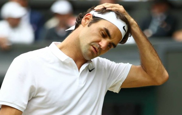 Roger Federer se somete a una operación de la rodilla derecha; perderá la temporada de arcilla