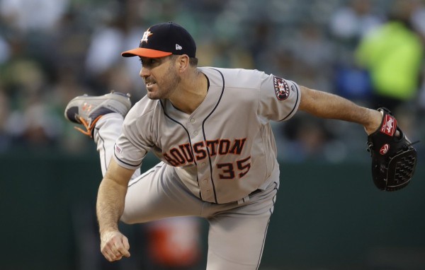 Justin Verlander supera a Cy Young en lista de ponches
