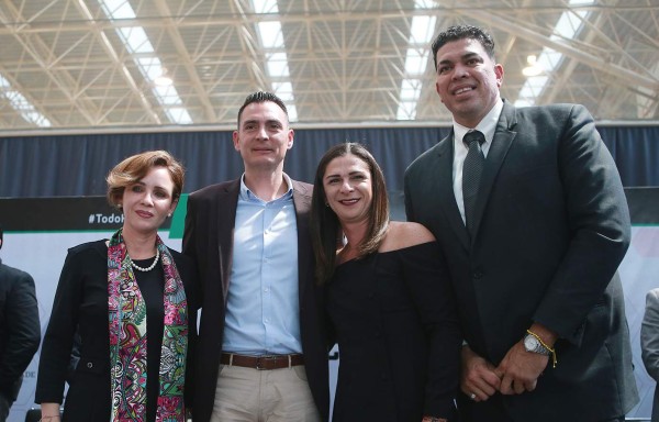 Sergio Molina es presentado como entrenador de los 12 Guerreros