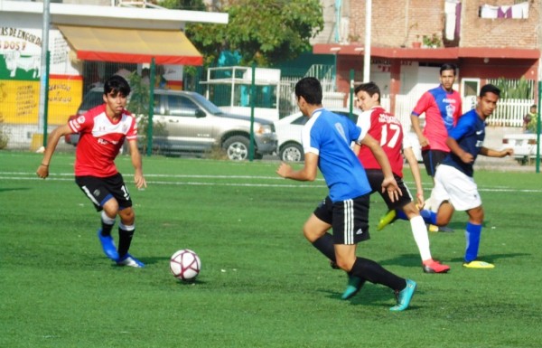 Águilas de la UAS debuta con triunfo en la Liga Universitaria de Futbol