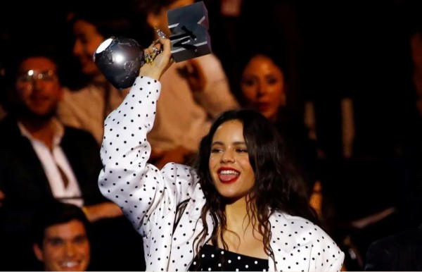 Se confirma que Rosalía no actuará en la Super Bowl con The Weeknd