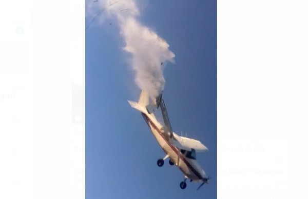VIDEO Captan el momento del desplome de avioneta en Culiacán