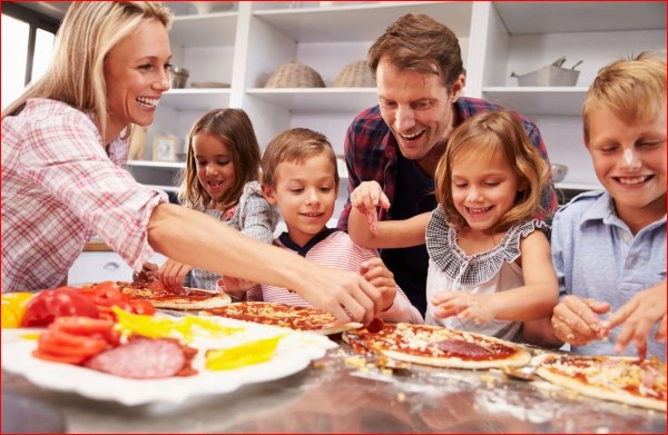 ¿Cómo tener una cena tranquila con hijos pequeños?