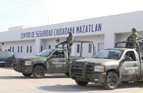 Químico Benítez asegura que Policía Militar dejó de operar en Mazatlán