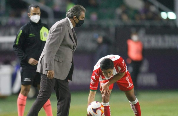 El triunfo vale mucho para nosotros: Tomás Boy, DT del Mazatlán FC