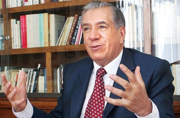 A los 75 años de edad, fallece el escritor y periodista René Avilés Fabila