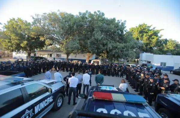 La Fiscalía de Sinaloa mantiene abiertas investigaciones por presunto abuso de autoridad contra elementos de distintas corporaciones de seguridad.