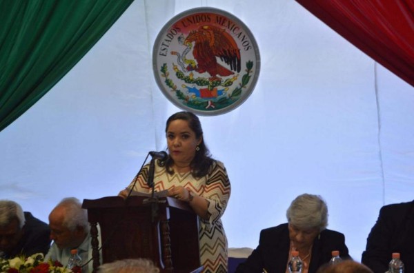 Destaca Alcaldesa de Angostura obras de desarrollo social