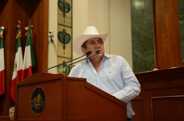 Inician cambios en sectores del PRI; llega Faustino Hernández, a liderar el campesino
