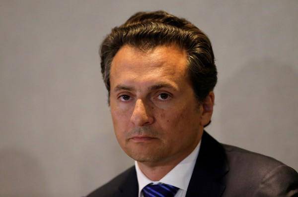 Juez ordena que Emilio Lozoya, ex director de Pemex, siga el proceso penal desde la cárcel