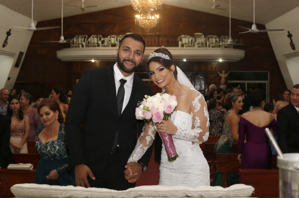 Iris y Carlos dicen ‘sí’ al amor