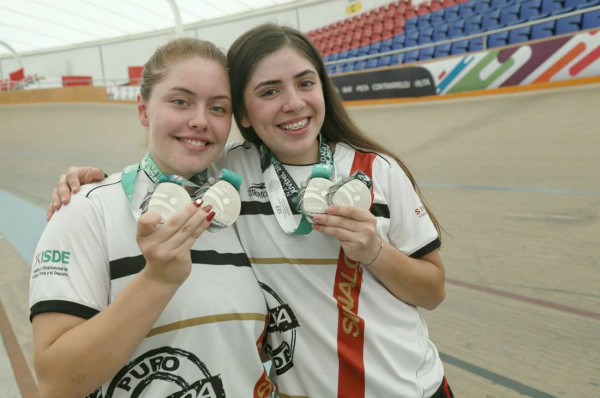 Las sinaloenses Míriam Castaños y Dalia Martínez ganan plata en ciclismo