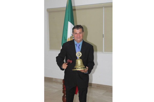 Roberto Fuentevilla de Cima es el presidente del Club Rotario Mazatlán Norte