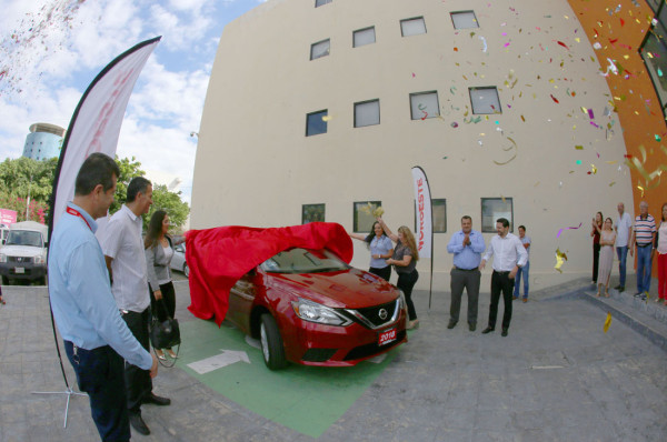 Noroeste rifará este auto Nissan Sentra 2018 para sus suscriptores.