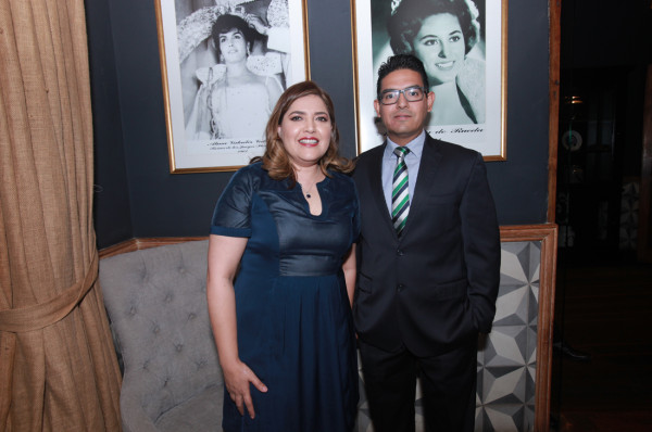 Dra. Mónica Flores Acosta Dra. Mónica Flores Acosta