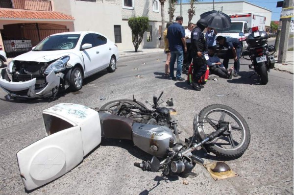 Se lesiona motociclista en accidente vial en Mazatlán