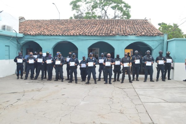 En Mazatlán, SSPM entrega reconocimientos a los policías del mes de julio