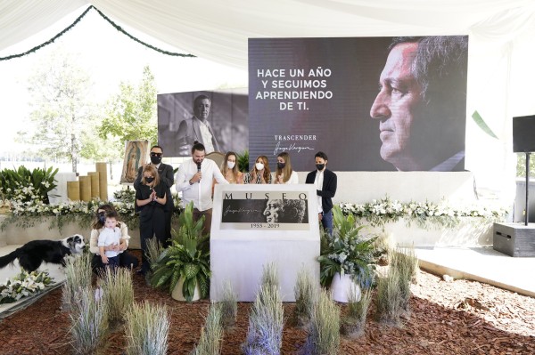 Chivas y Amaury Vergara anuncian la construcción de un museo en honor a Jorge Vergara
