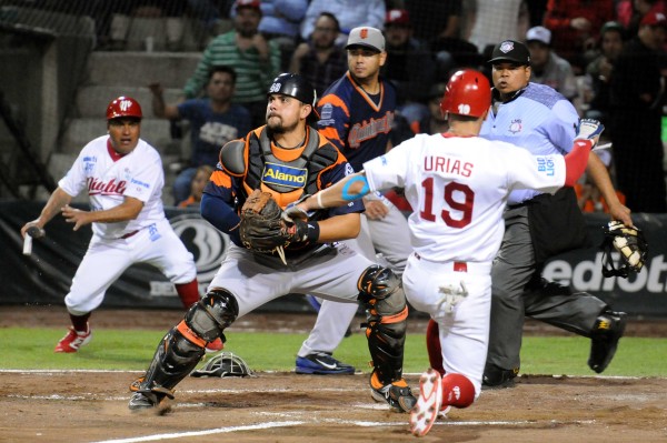 Explotó la ofensiva escarlata y el México supera a Tigres