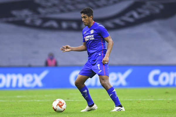 Luis Romo suma dos goles con Cruz Azul y ha sido parte fundamental en el mediocampo celeste.