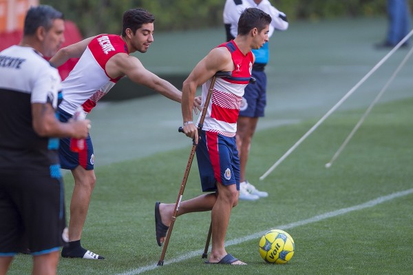 Rodolfo Pizarro presenta una lesión muscular de segundo grado en el muslo derecho.