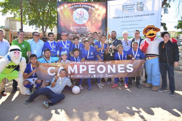 Agrícola Ritz es el campeón de la décima Copa Gallo